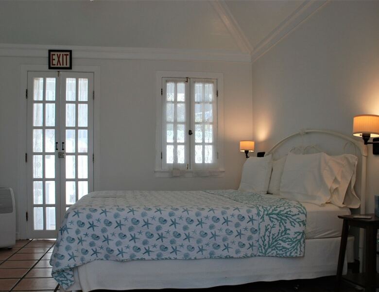 At Home In The Tropics B&B