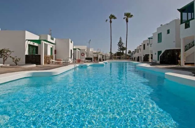 Apartamentos Pool & Relax Close To The Beach