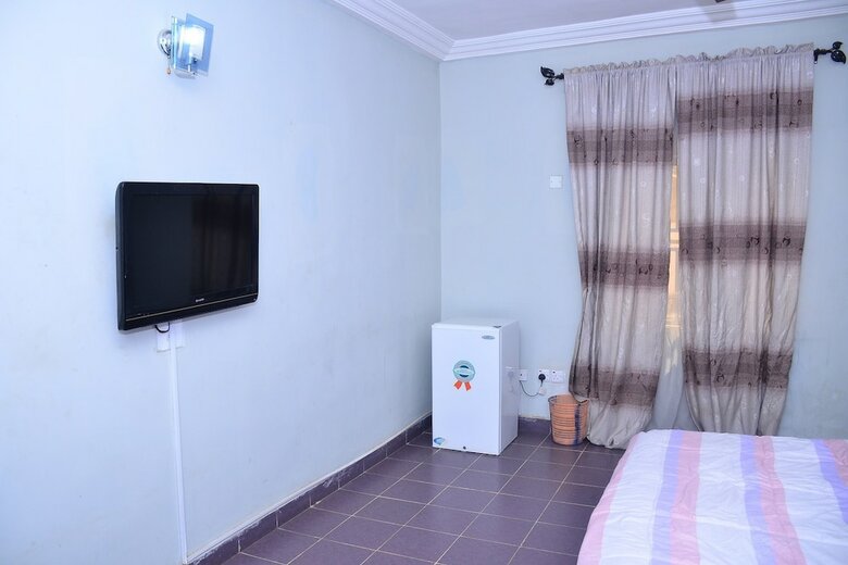 Kenfeli International Palmbeach Hotel