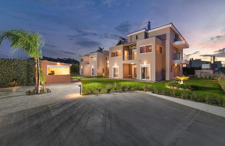 Aparthotel L&c Boutique Apartments