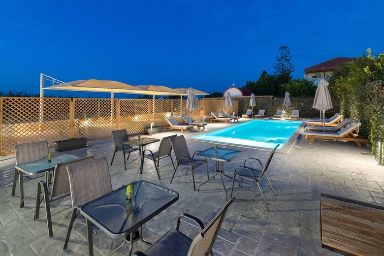 Aparthotel L&c Boutique Apartments