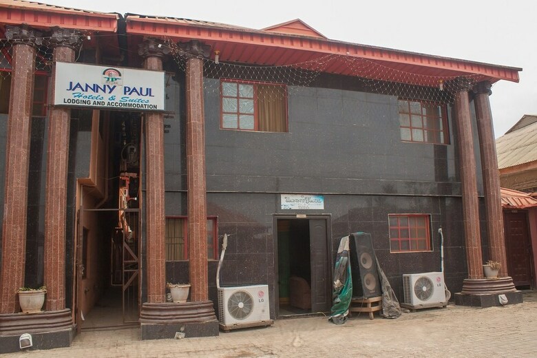 Janny Paul Hotel & Suites