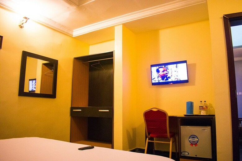 Hotel Esporta Suites