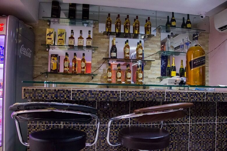 Folade Hotels