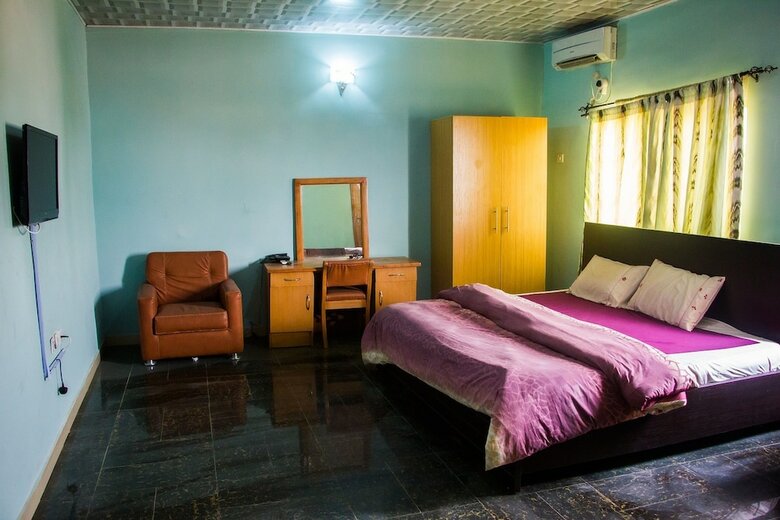 Lekki Hotel And Suites