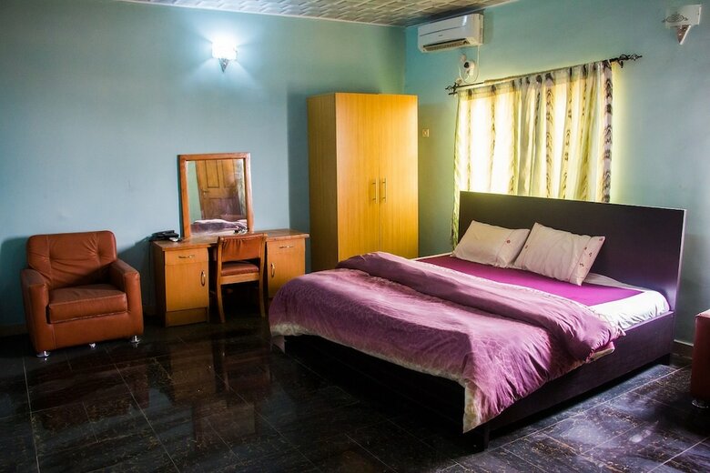 Lekki Hotel And Suites