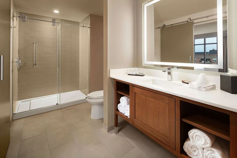 Hotel Embassy Suites By Hilton South Bend At Notre Dame