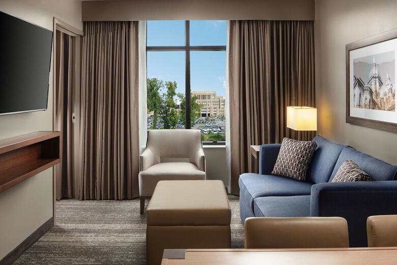 Hotel Embassy Suites By Hilton South Bend At Notre Dame