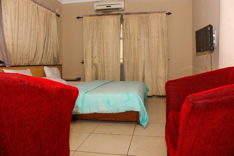 Martinos Hotel