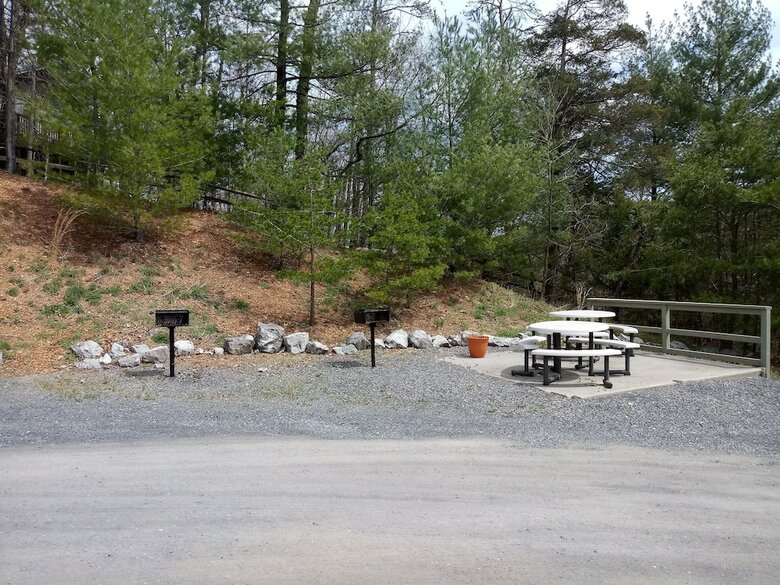 Creekside Village