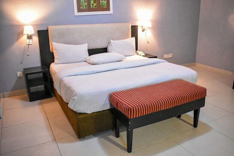 Hotel Emerald Cove
