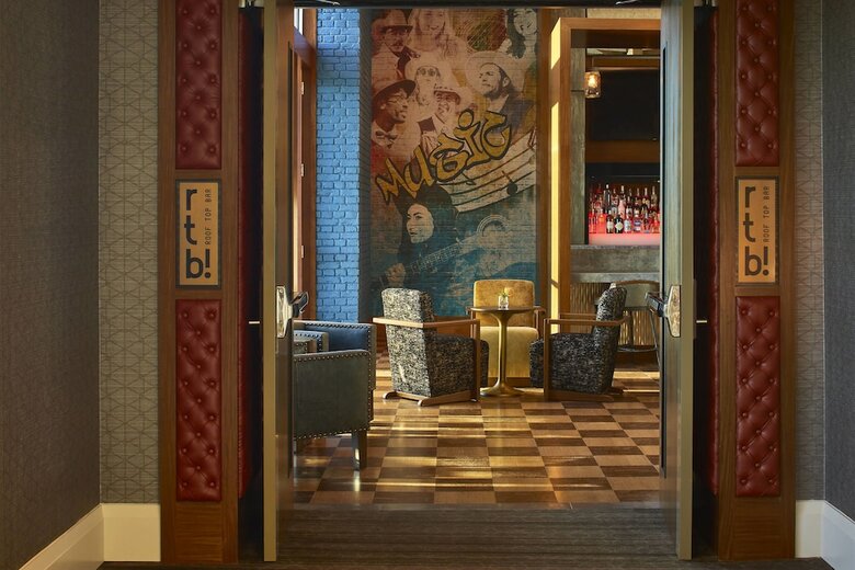 AC Hotel By Marriott Nashville Downtown