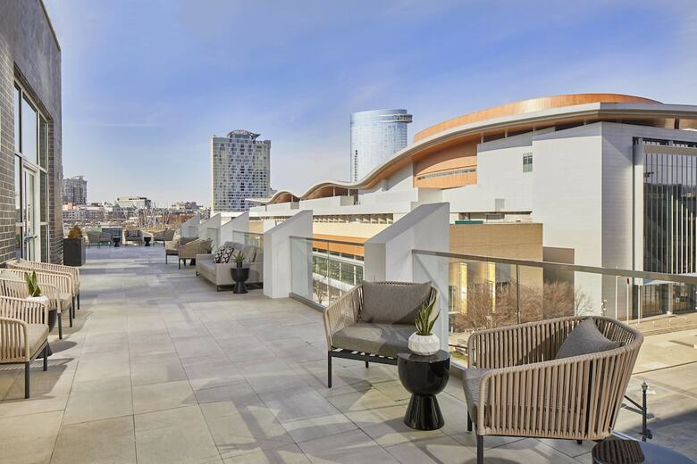 AC Hotel By Marriott Nashville Downtown