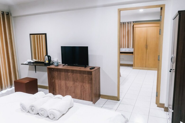 Hotel Platinum Villa
