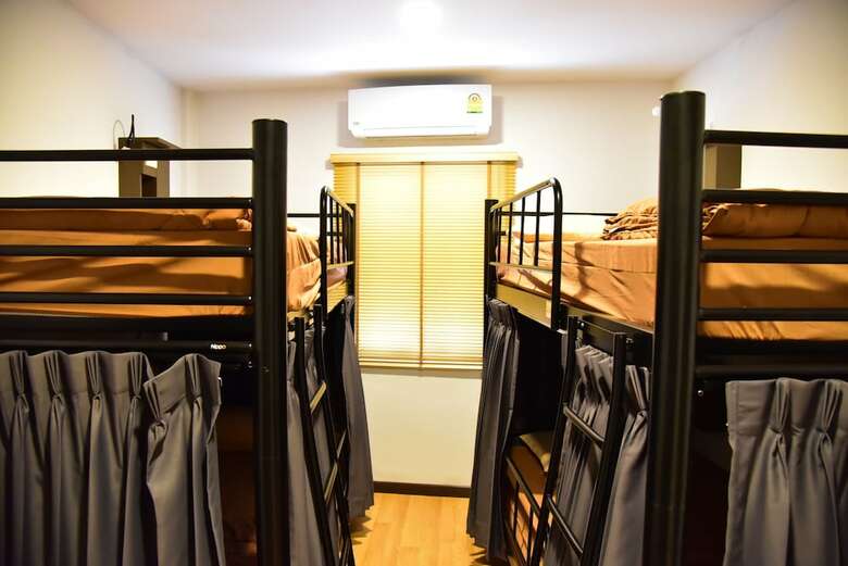 Hotel Inn Trog And Inn Soi - Hostel - Adults Only