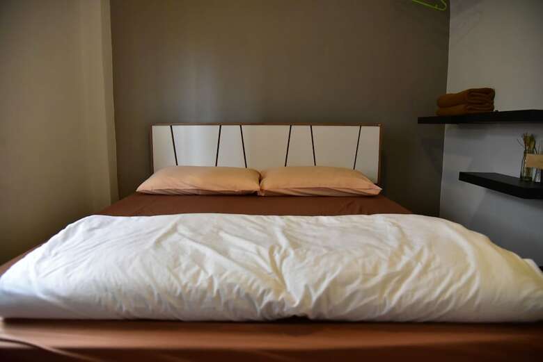 Hotel Inn Trog And Inn Soi - Hostel - Adults Only
