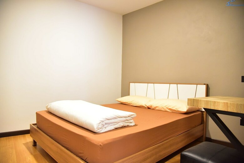 Hotel Inn Trog And Inn Soi - Hostel - Adults Only