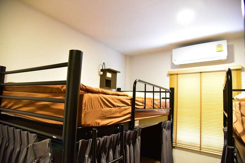Hotel Inn Trog And Inn Soi - Hostel - Adults Only