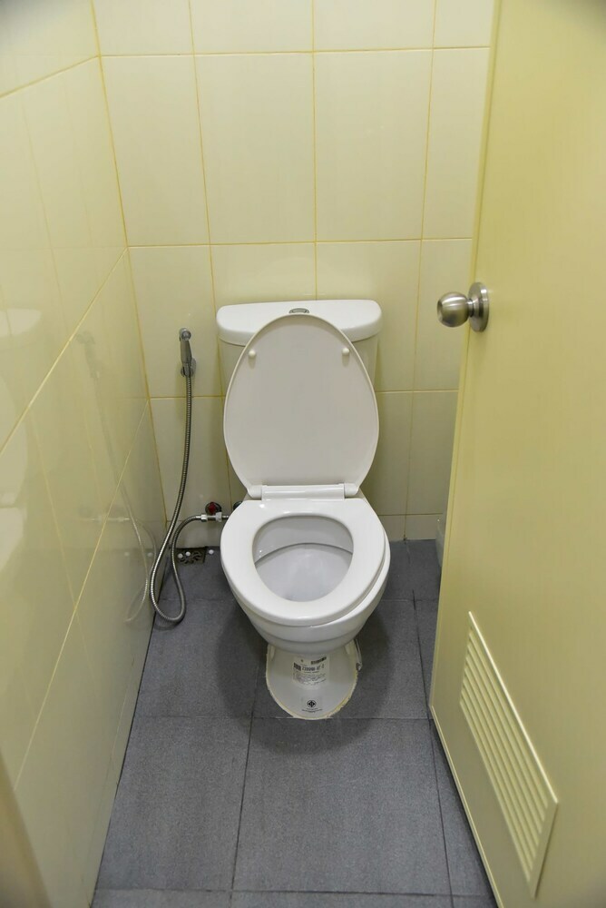 Hotel Inn Trog And Inn Soi - Hostel - Adults Only