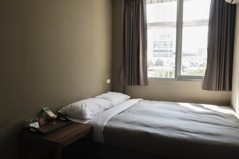 Hostal Yim Yam Hostel & Garden