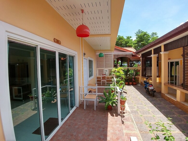 Hotel Koh Larn de Beach