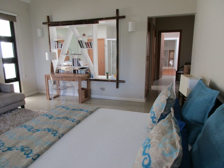 Villa De Prestige Beach Front 8