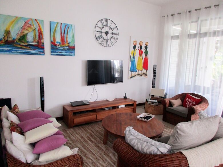 Villa De Prestige Beach Front 8