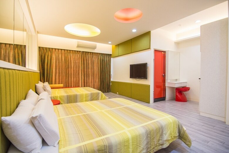 Hotel Little Skylark B&B