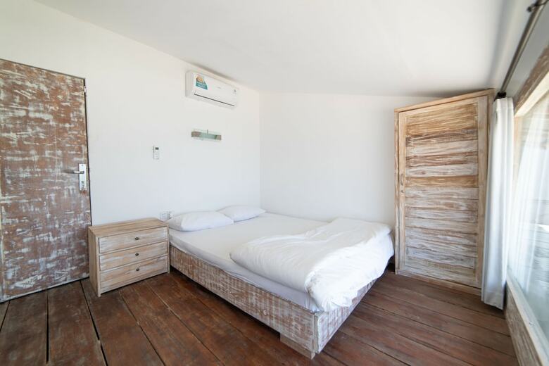 Hotel Jimbaran Balangan Beachfront Rooms