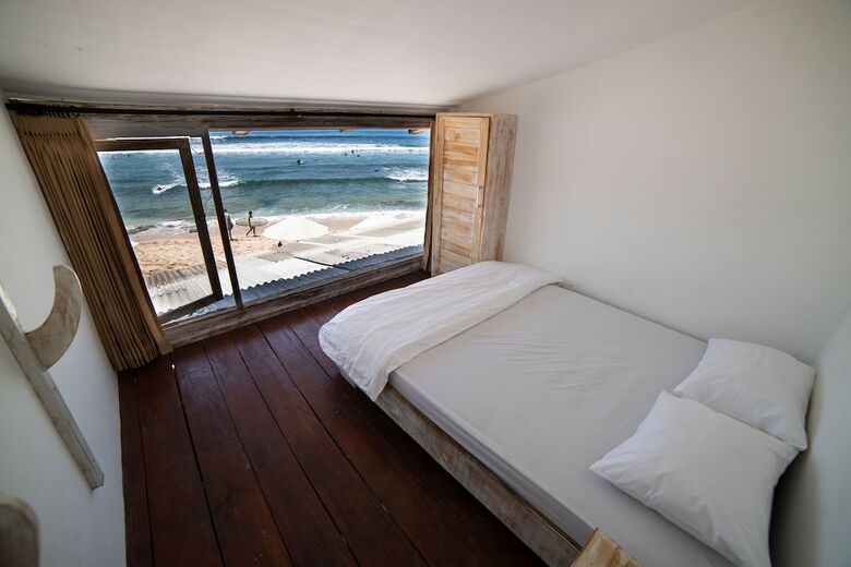 Hotel Jimbaran Balangan Beachfront Rooms