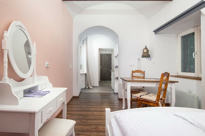 Apartamentos Rentplanet - Studio Wielopole 10