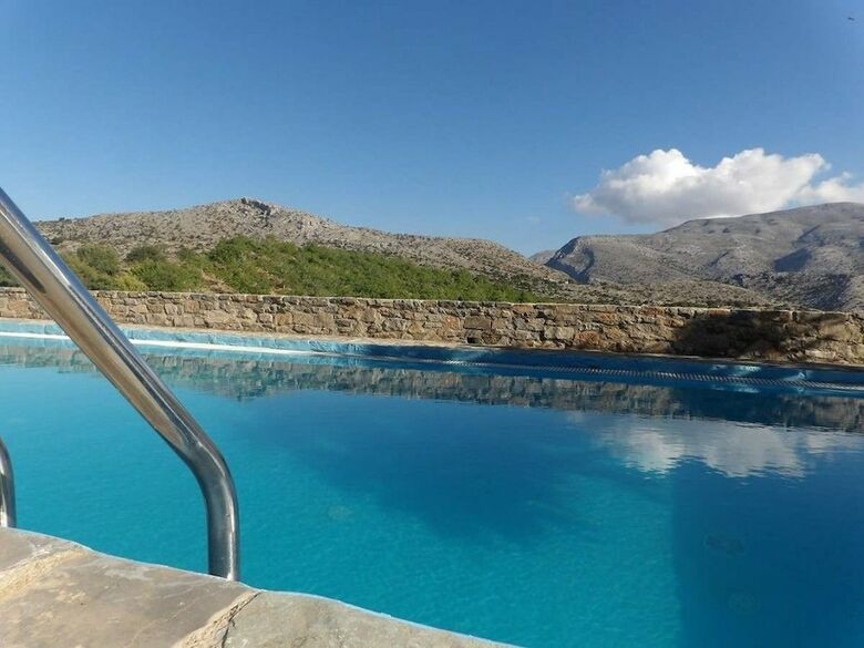 Hotel Arodamos Traditional Houses
