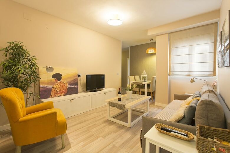 Tuguest Darro Apartment