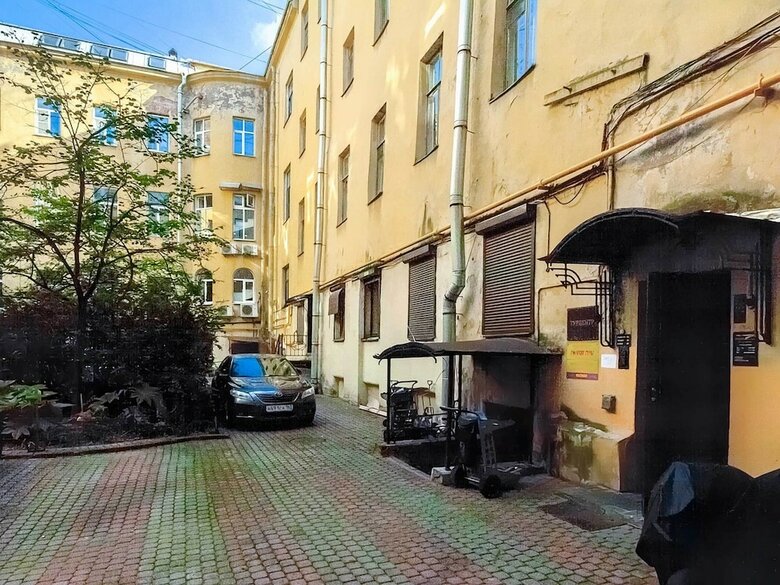 Friends Apartment On Malaya Konushennaya