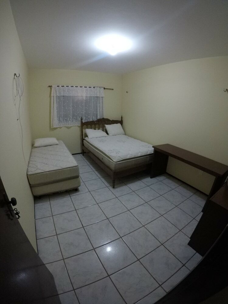 Apartamentos Apto 4 Suites Com Ar Para 15 Pessoas