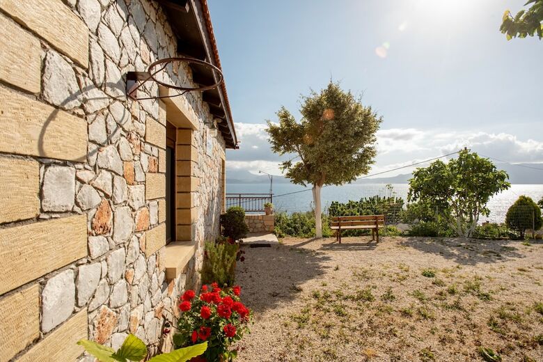 Villa Sunset Traditional House