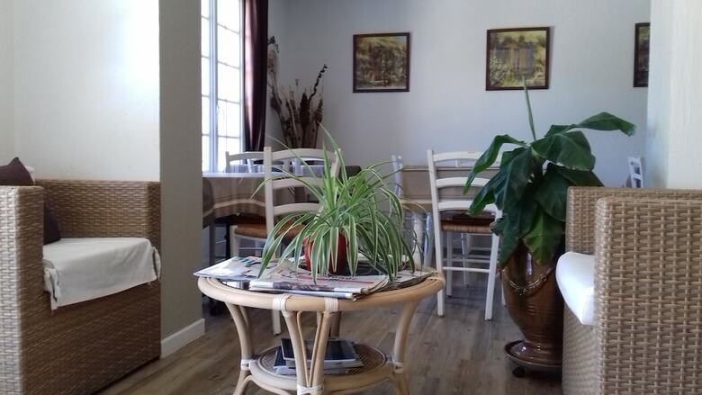 Hotel H�tel Canto Cigalo