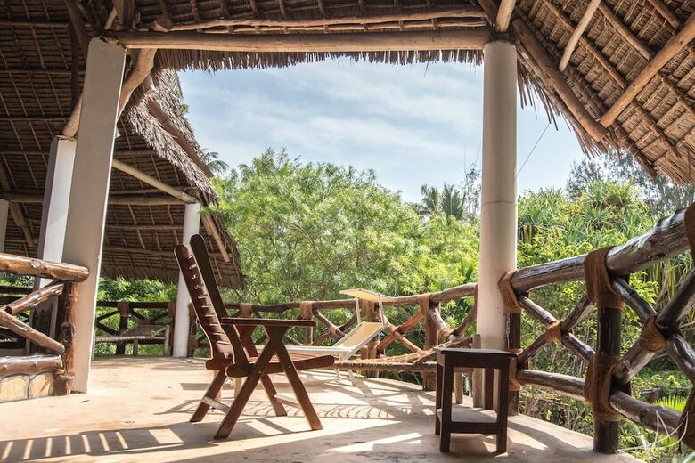 Hotel Casa Umoja Guesthouse