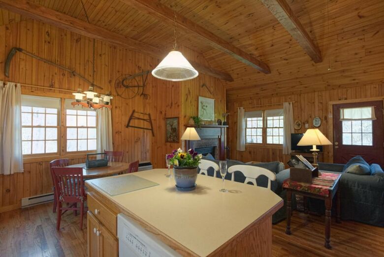 Autumn Ridge Cottages