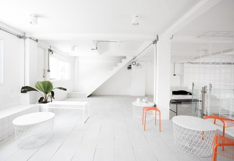 Hotel Flat White Cafe X Poshtel