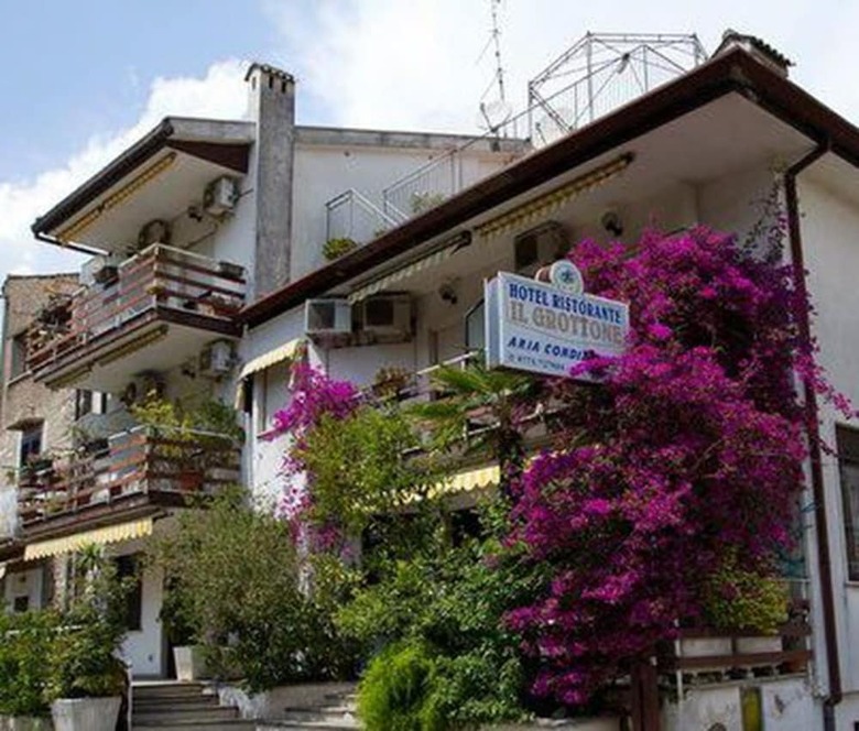 Hotel Il Grottone