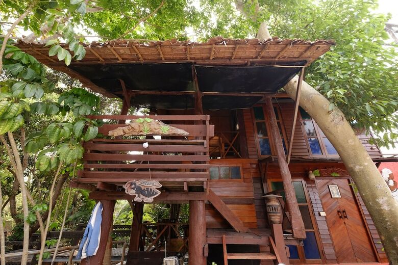 Hotel P&p Coffee & Resort Mae Sariang