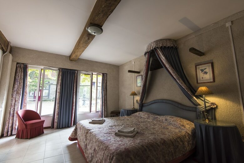 Hotel La Fr�geoli�re