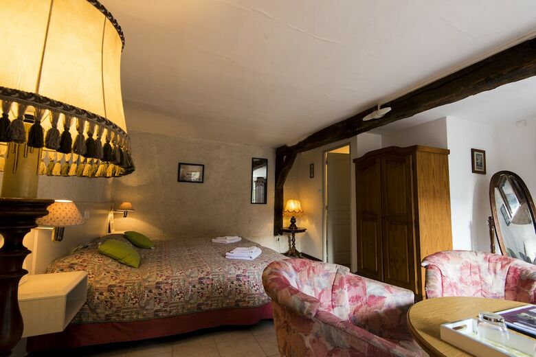 Hotel La Fr�geoli�re