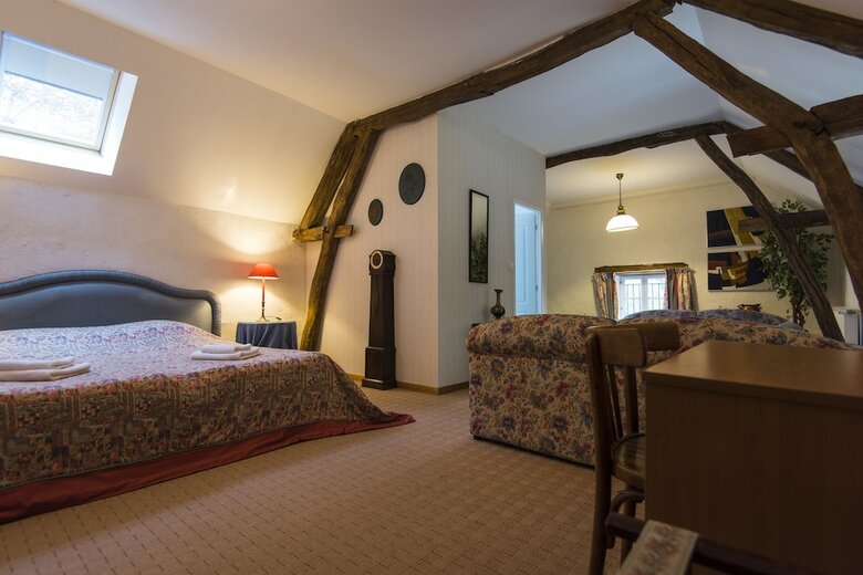 Hotel La Fr�geoli�re
