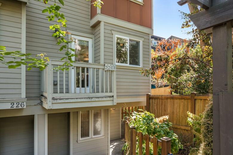 Seattle Vacation Home: Life's A Mountain