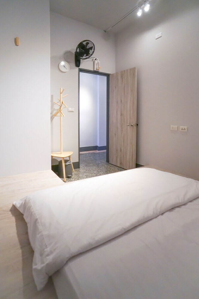 Hostal World Inn