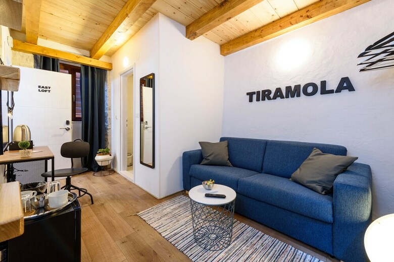 Hotel Guest House Tiramola