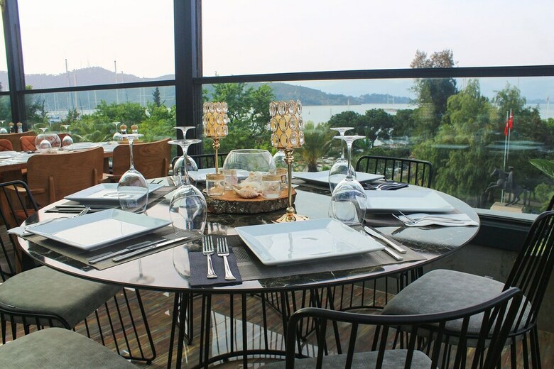Reis Royal Hotel