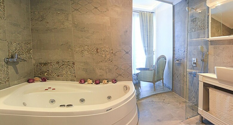 Reis Royal Hotel